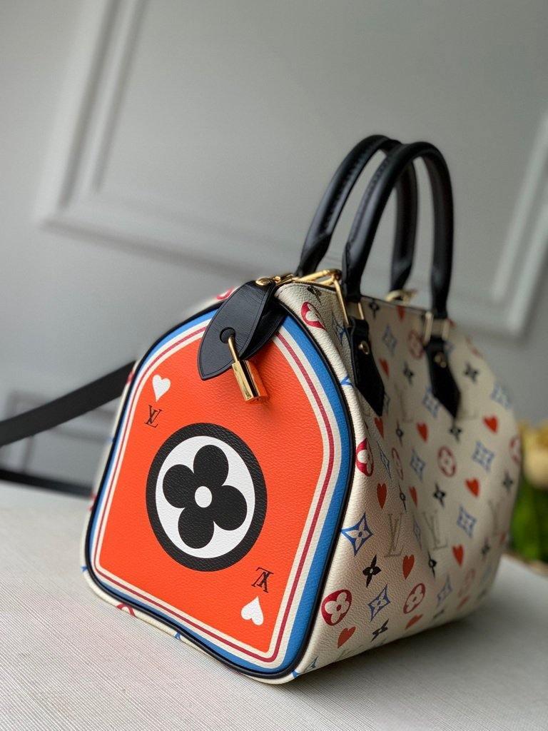 LV M57466 Louis Vuitton GAME ON Speedy Bandouliere 25 Bag White