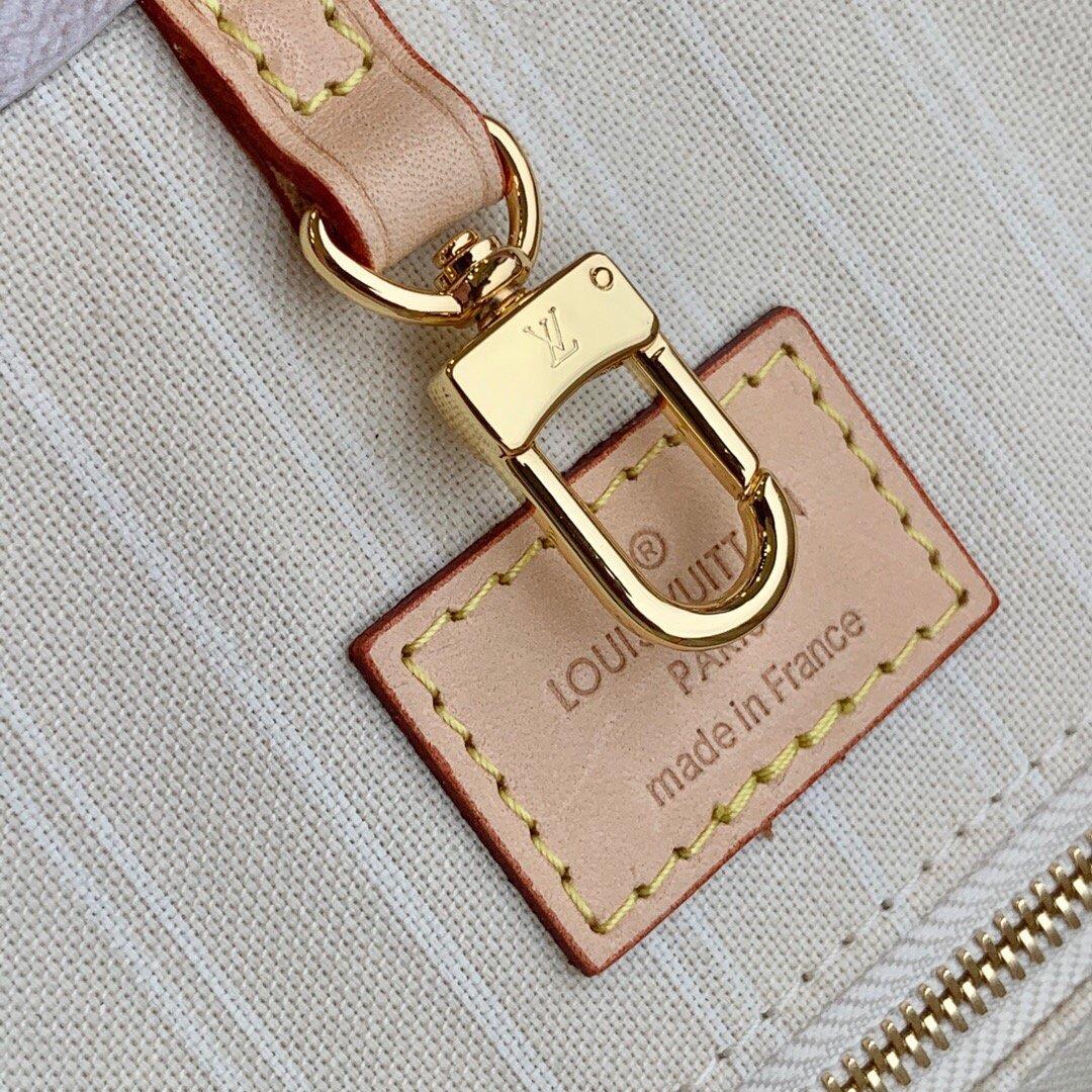LV M57640 Louis Vuitton Onthego GM Tote Bag Brume Gray