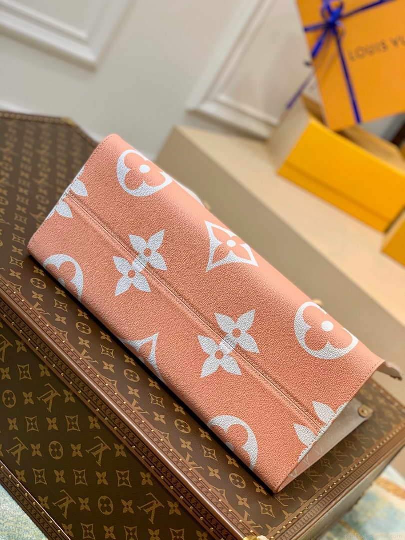 LV M57640 Louis Vuitton Onthego GM Tote Bag Brume Gray