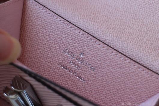 LV M68682 Louis Vuitton Twist Multicartes Wallet Epi Leather Pink