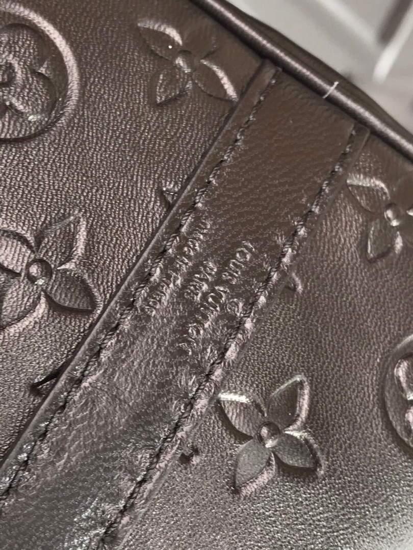 LV M58631 Louis Vuitton Speedy Bandouliere 22 Bag Black
