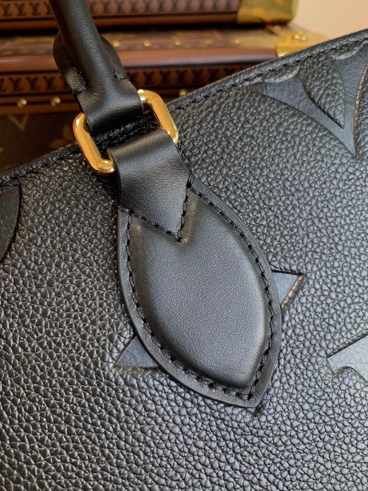 LV M45653 Louis Vuitton Onthego Pm Bag M45779 leather Black