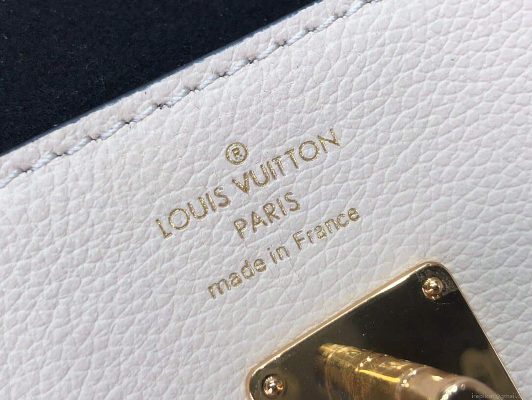 LV M80898 Louis Vuitton Lockme Pouch Black