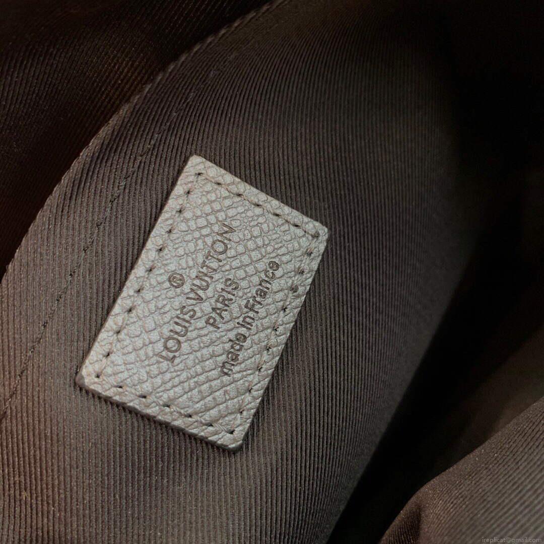 LV M30830 Louis Vuitton Outdoor Messenger Silver