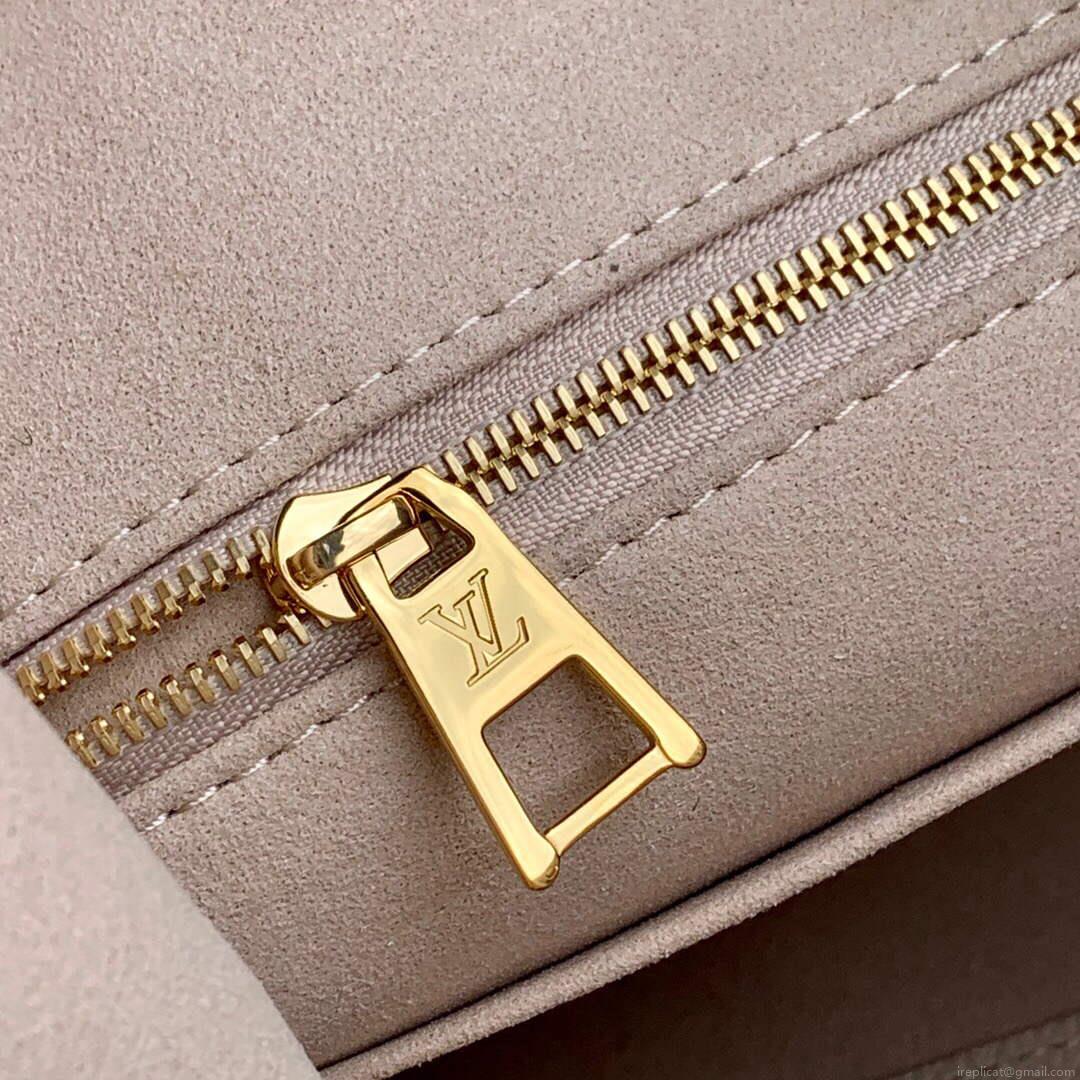 LV M46128 Louis Vuitton Onthego MM Tote Bag