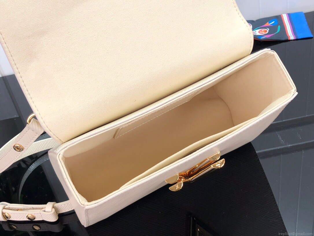 LV M53754 Louis Vuitton Twist MM Epi Grained Cowhide Leather Quartz White