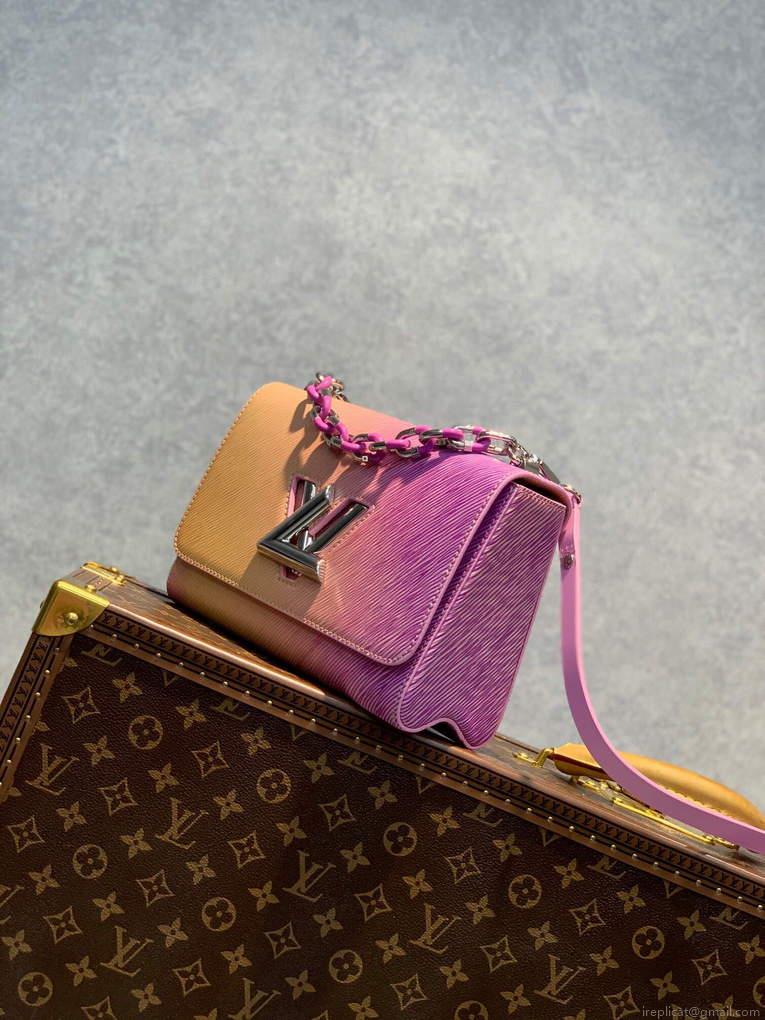 LV M59894 Louis Vuitton Twist MM Epi Grained Cowhide Leather