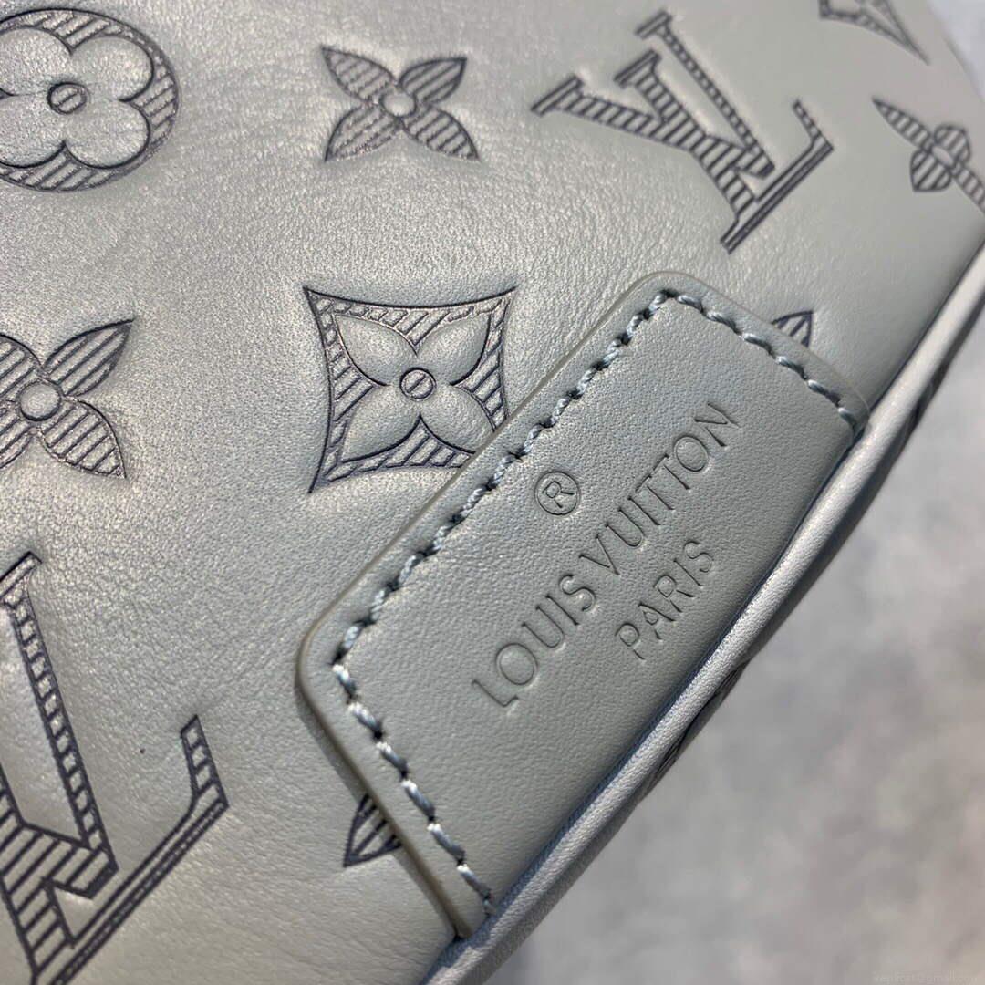 LV M46108 Louis Vuitton Discovery Bumbag Anthracite gray