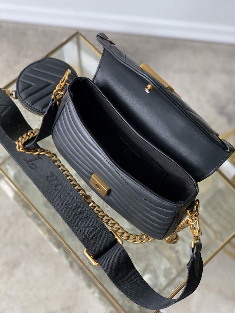 LV M56461 Louis Vuitton New Wave Multi-Pochette Leather M58941 Black