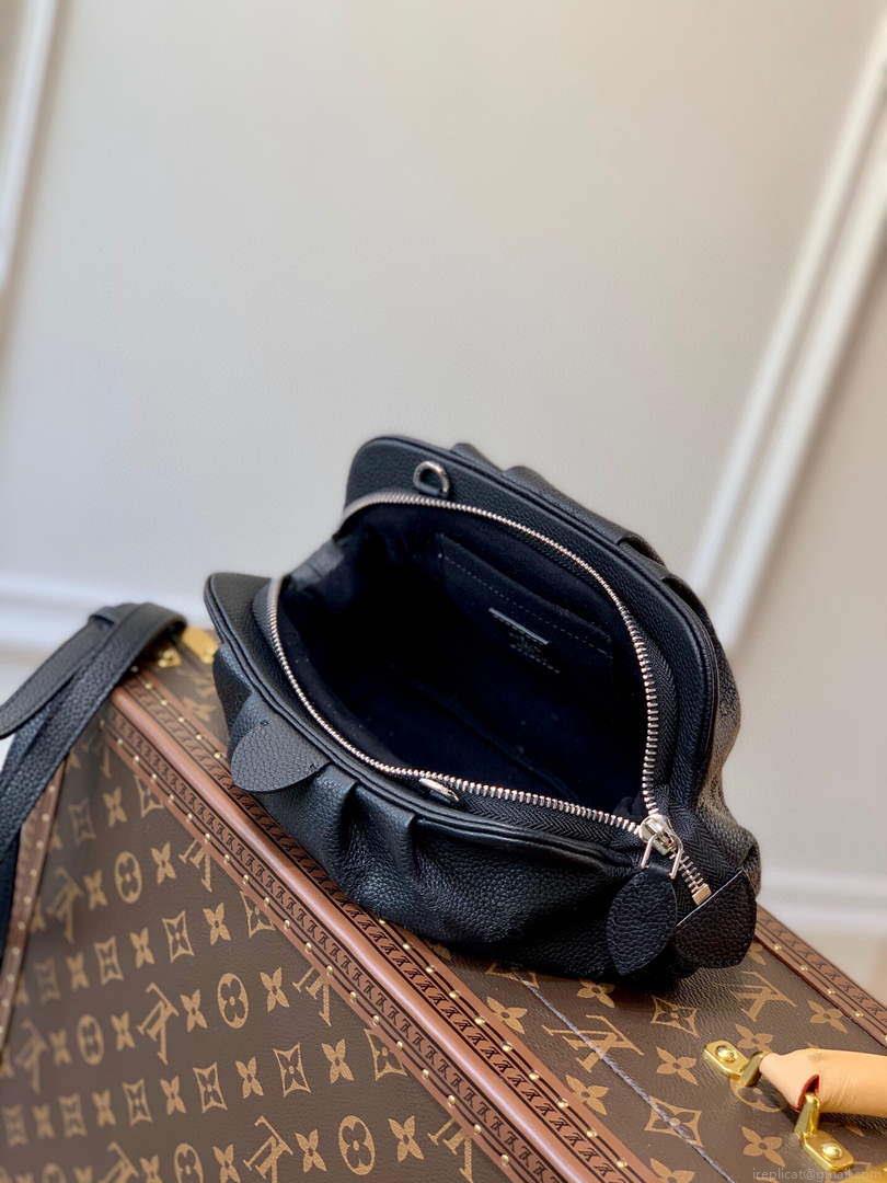 LV M80093 Louis Vuitton Scala Mini Pouch Bag M80497 Black