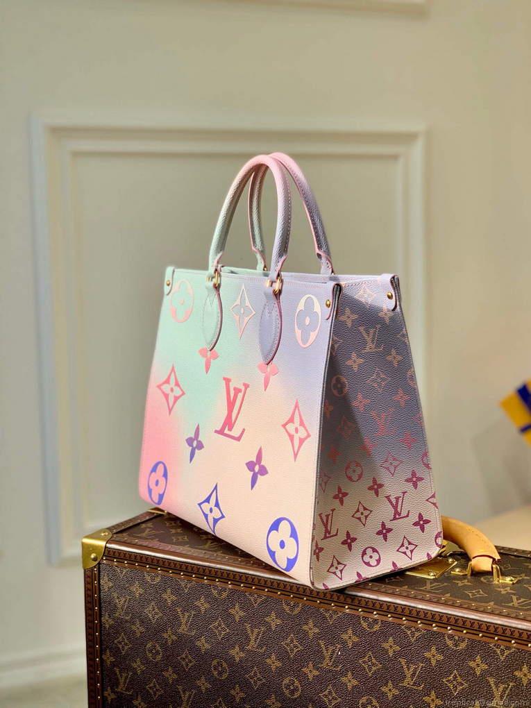 LV M46076 Louis Vuitton Onthego GM Shoulder Shopping Bag