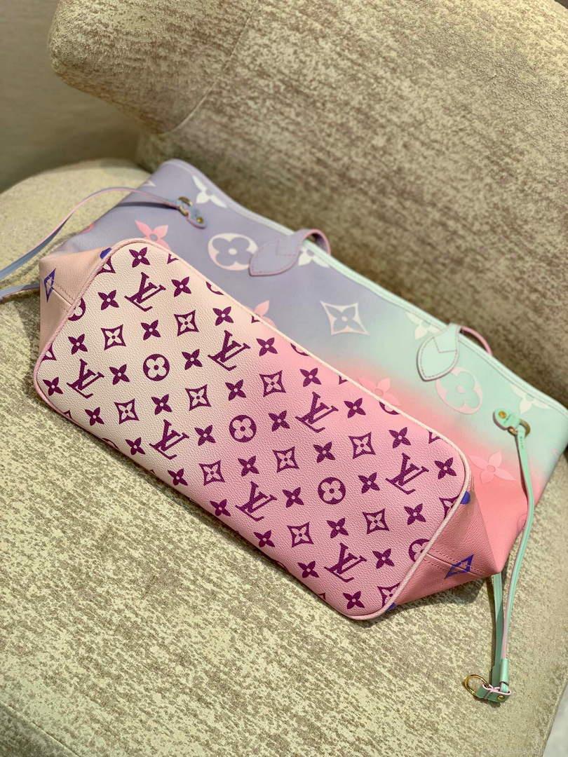 LV M46077 Louis Vuitton Neverfull MM Tote Bag