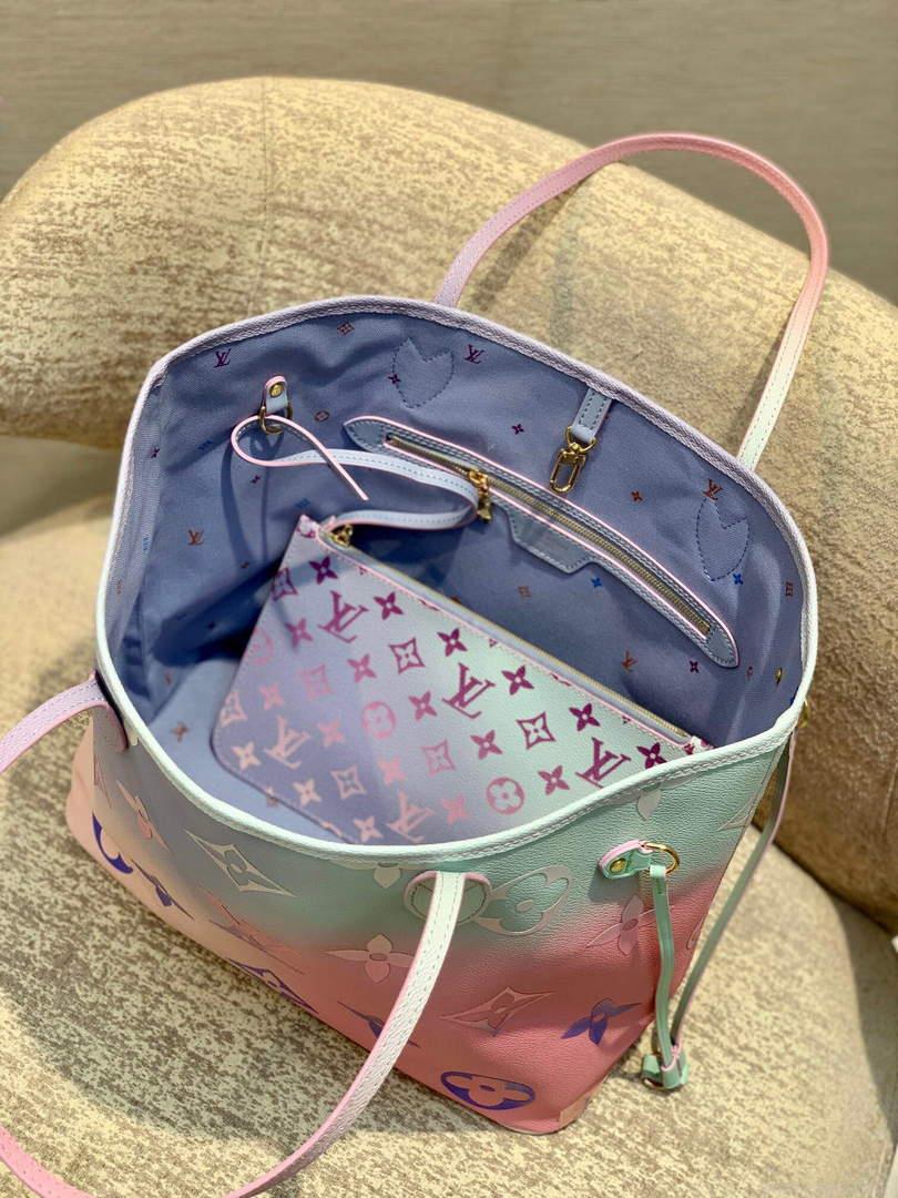 LV M46077 Louis Vuitton Neverfull MM Tote Bag