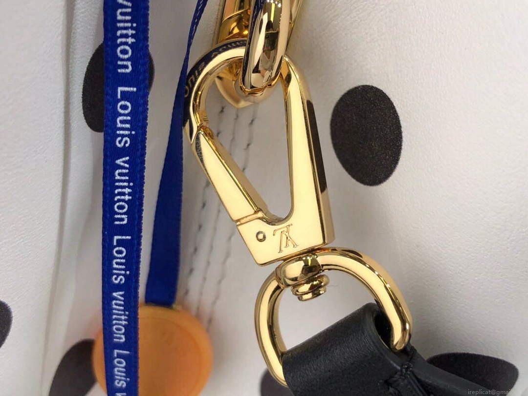 LV M20373 Louis Vuitton Capucines BB Handbag