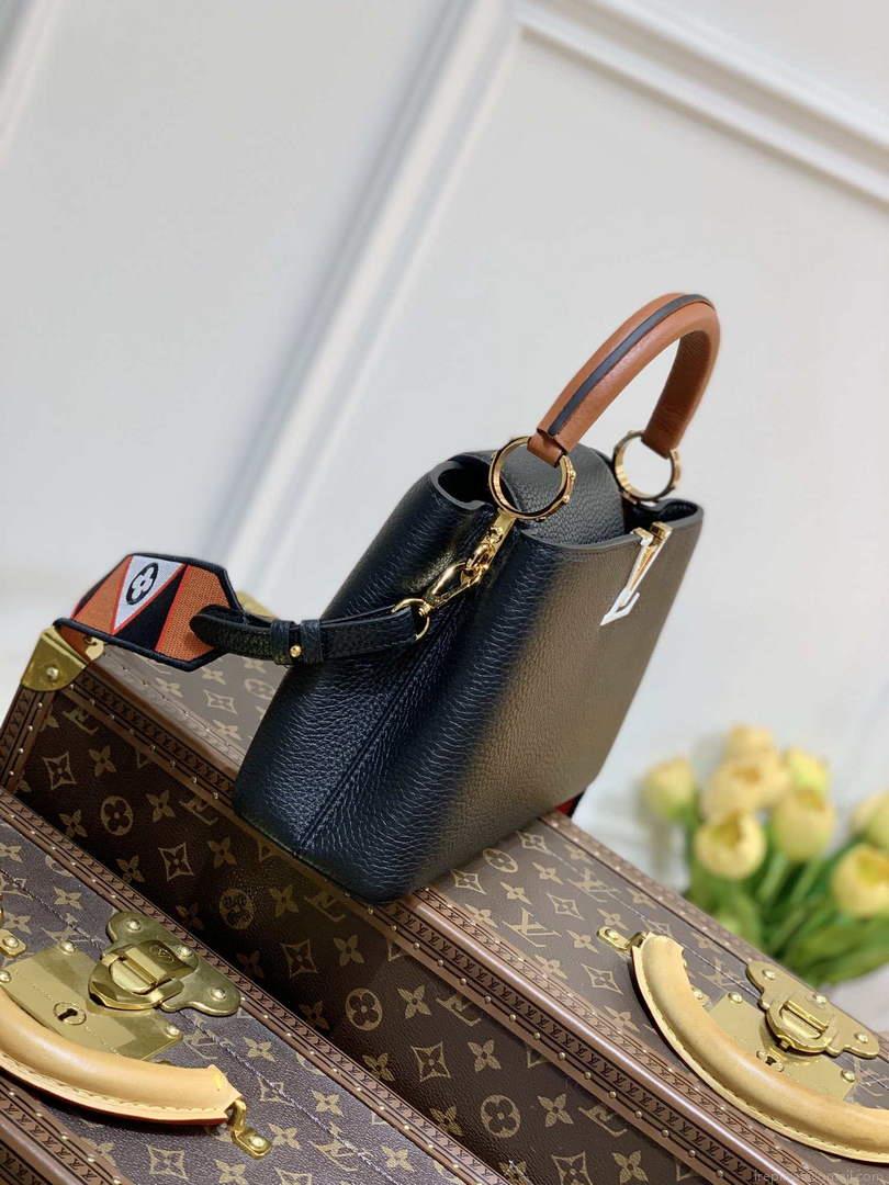 LV M59021 Louis Vuitton Capucines BB Handbag Black