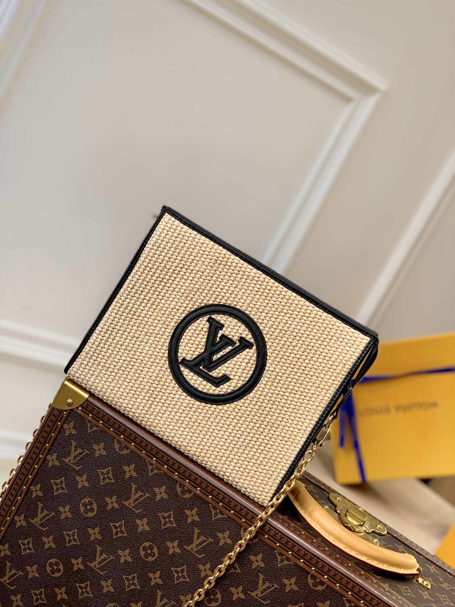 LV M81366 Louis Vuitton Toiletry Pouch on chain Natural and Black