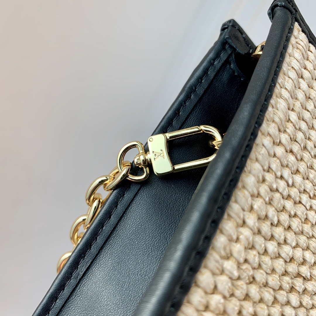 LV M81366 Louis Vuitton Toiletry Pouch on chain Natural and Black