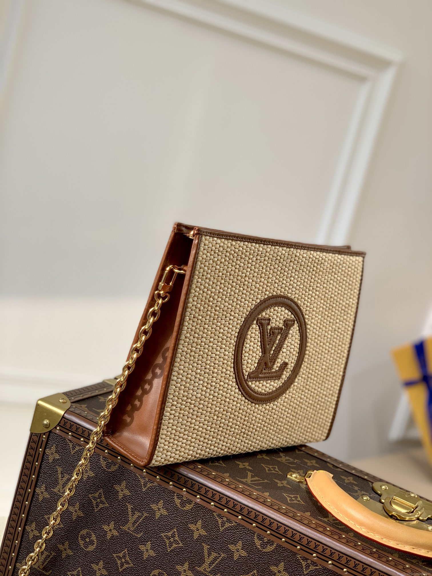 LV M81366 Louis Vuitton Toiletry Pouch on chain Tan