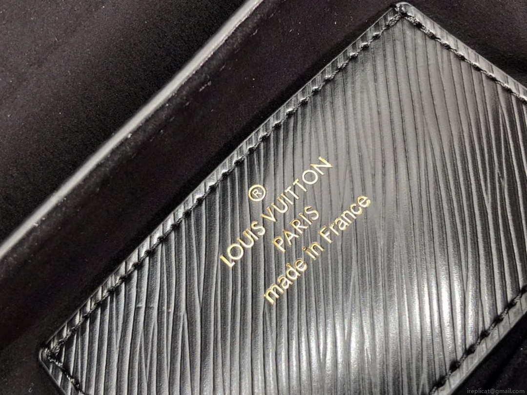 LV M59402 Louis Vuitton Twist MM Epi Grained Leather Black