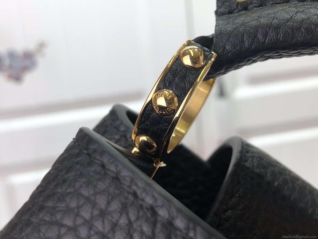 LV M57671 Louis Vuitton Capucines MM Handbag Black