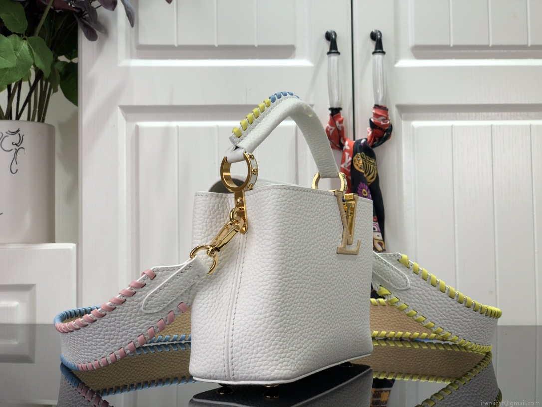 LV M57671 Louis Vuitton Capucines MM Handbag White
