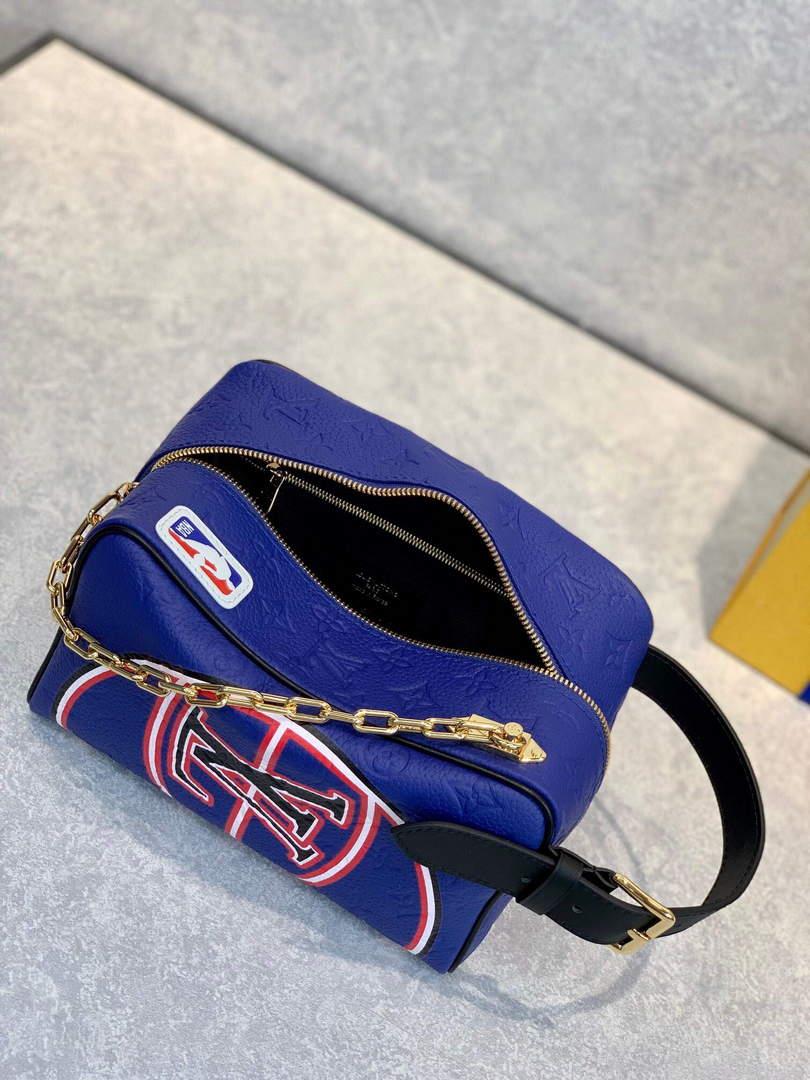 LV M21106 Louis Vuitton cloakroom dopp kit bag blue