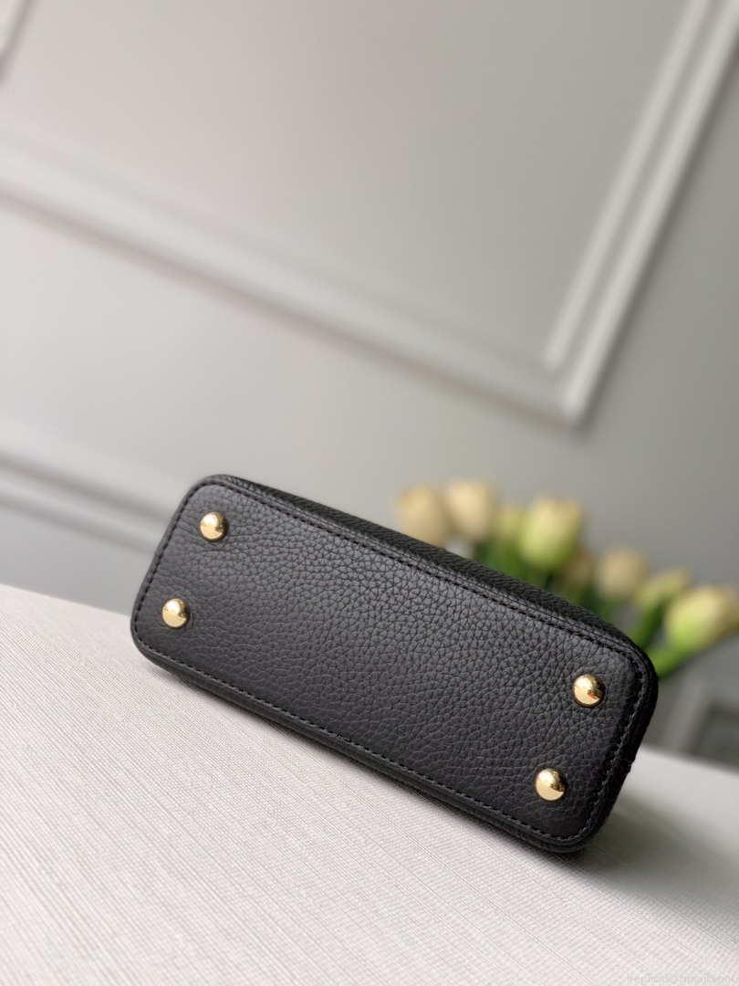 LV M56071 Louis Vuitton Capucines mini Leather Bag Black