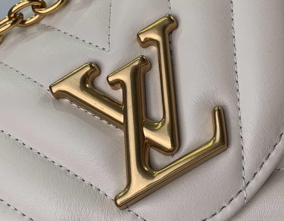 LV M20687 Louis Vuitton New Wave Multi-Pochette Leather M20838 White