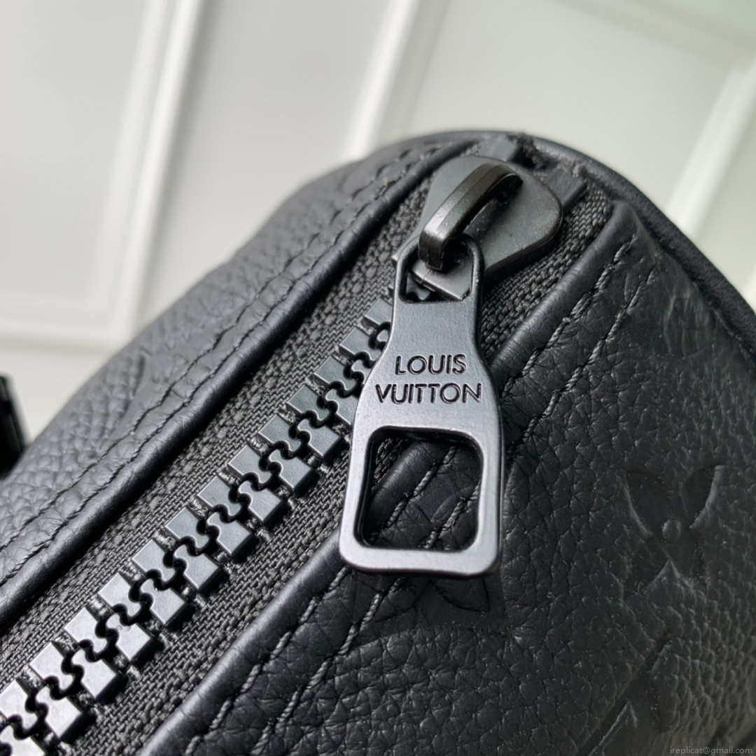 Louis Vuitton LV M20900 Keepall Bandouliere 25 Taurillon Monogram Black