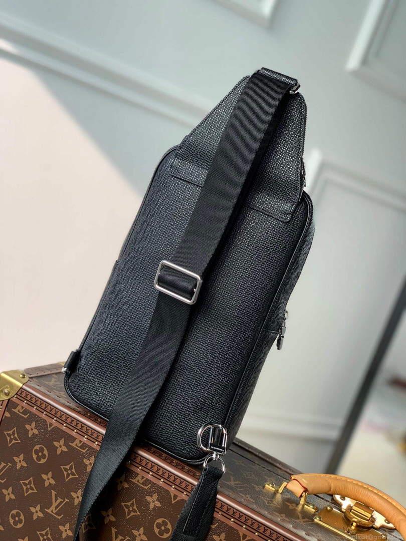 LV M30859 Louis Vuitton Avenue Sling Bag Black