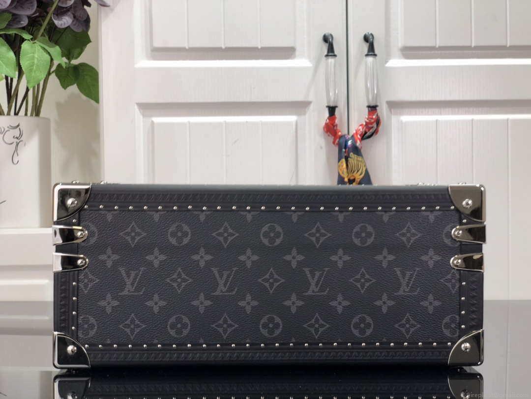 LV M20209 Louis Vuitton Coffret Accessoires Monogram Eclipse canvas White