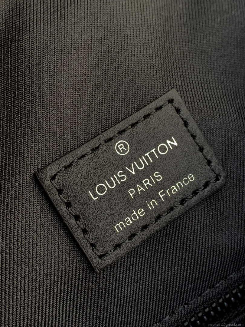 Louis Vuitton LV M55699 Christopher Backpack Taurillon Monogram N41379 Black