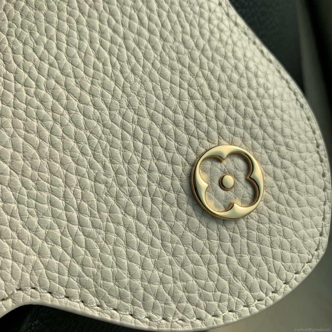 LV M20708 Louis Vuitton Capucines Mini Handbag Black