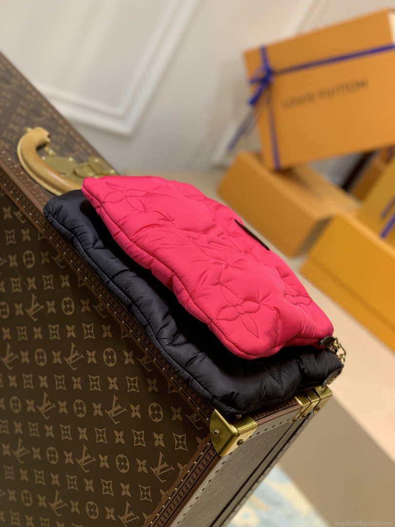 LV M58980 Louis Vuitton Maxi Multi Pochette Accessoires Bag M58977 Black and Fuchsia