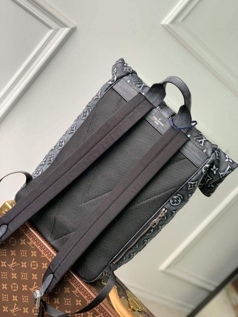LV M21359 Louis Vuitton Roll Top Backpack Charcoal