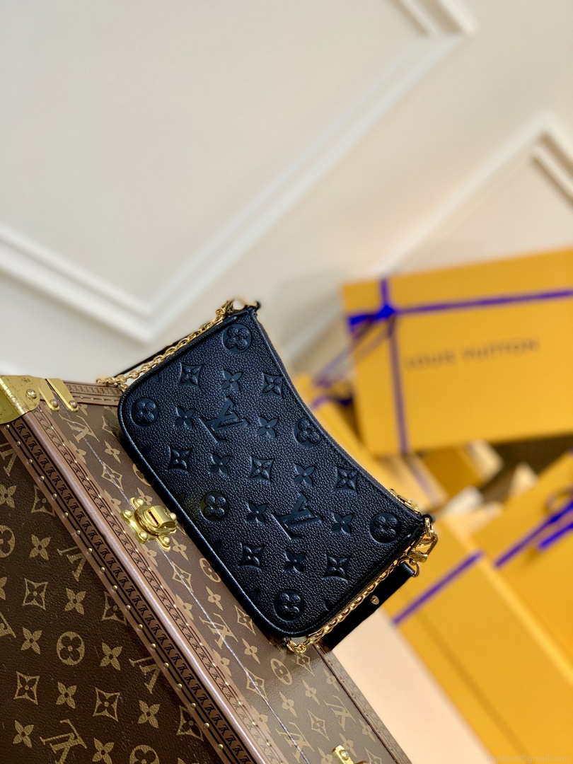 Louis Vuitton M80349 LV Easy Pouch ON Strap Monogram Bag
