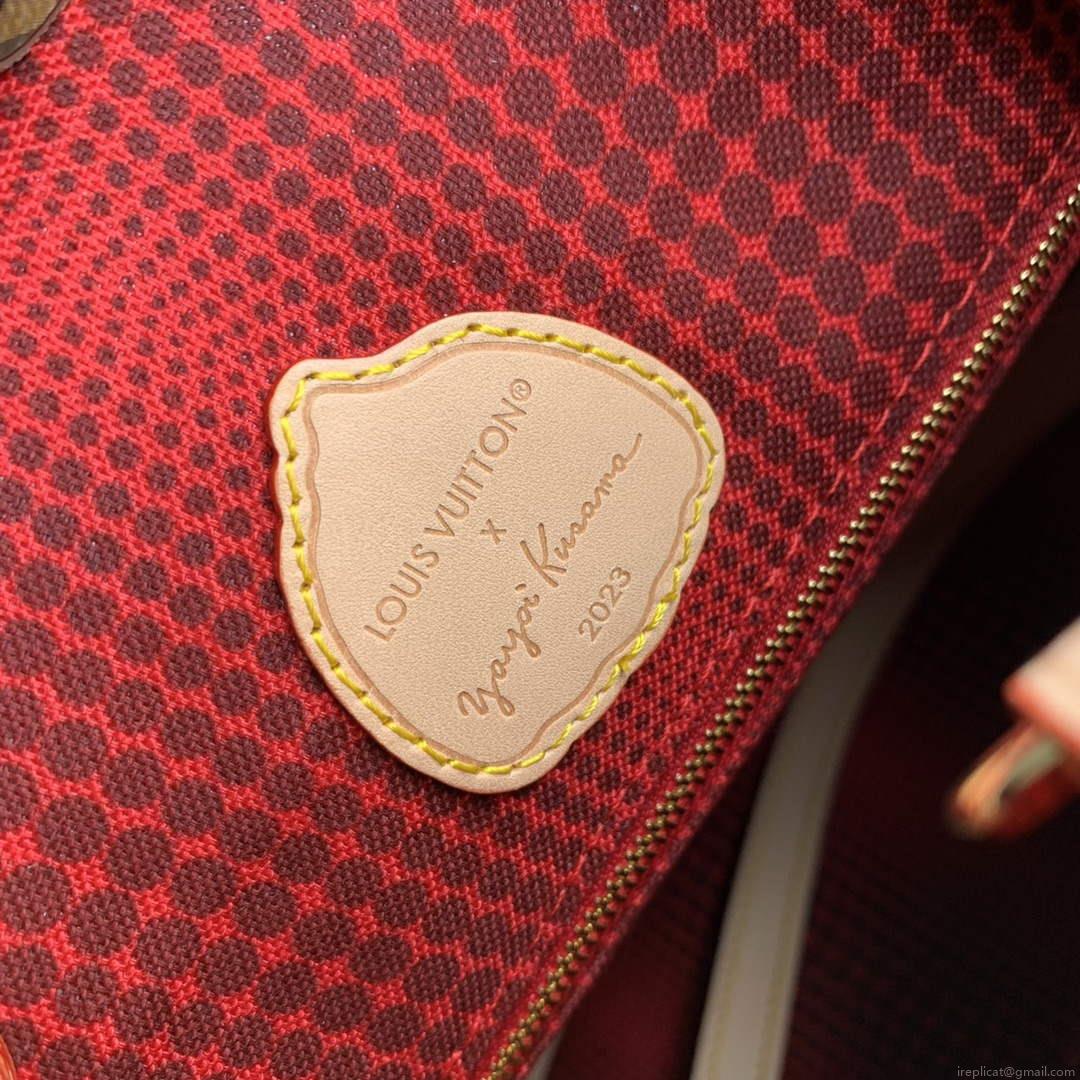 LV M46379 Louis Vuitton LV x YK Onthego MM Bag