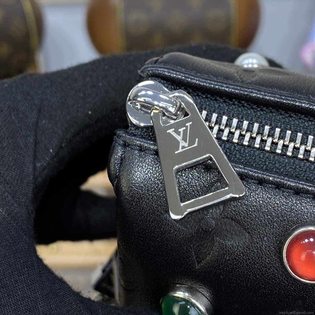 LV M22429 Louis Vuitton Coussin PM Bag black diamond