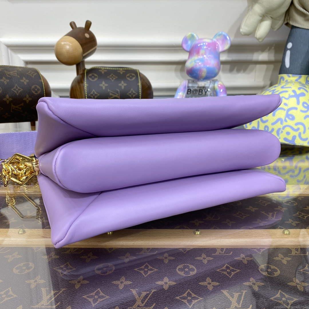 LV M21439 Louis Vuitton Coussin PM Handbag Light Purple