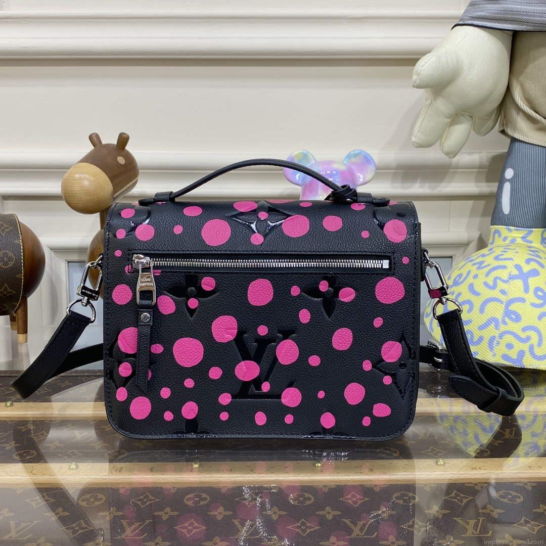 LV M46420 Louis Vuitton LV x YK Pochette Métis Black/Fuchsia