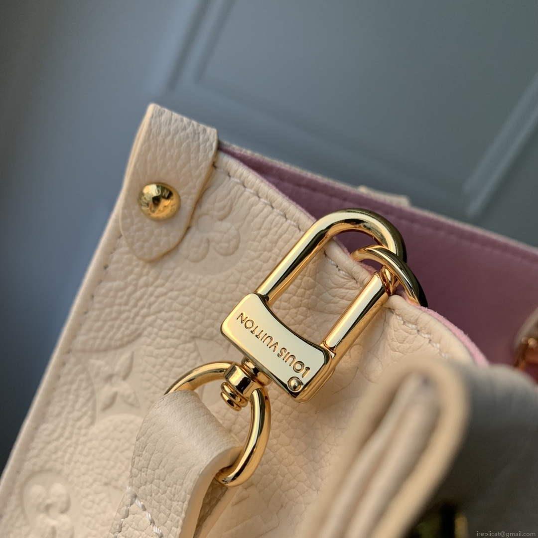 LV M21732 Louis Vuitton LV x YK OnTheGo PM Quartz