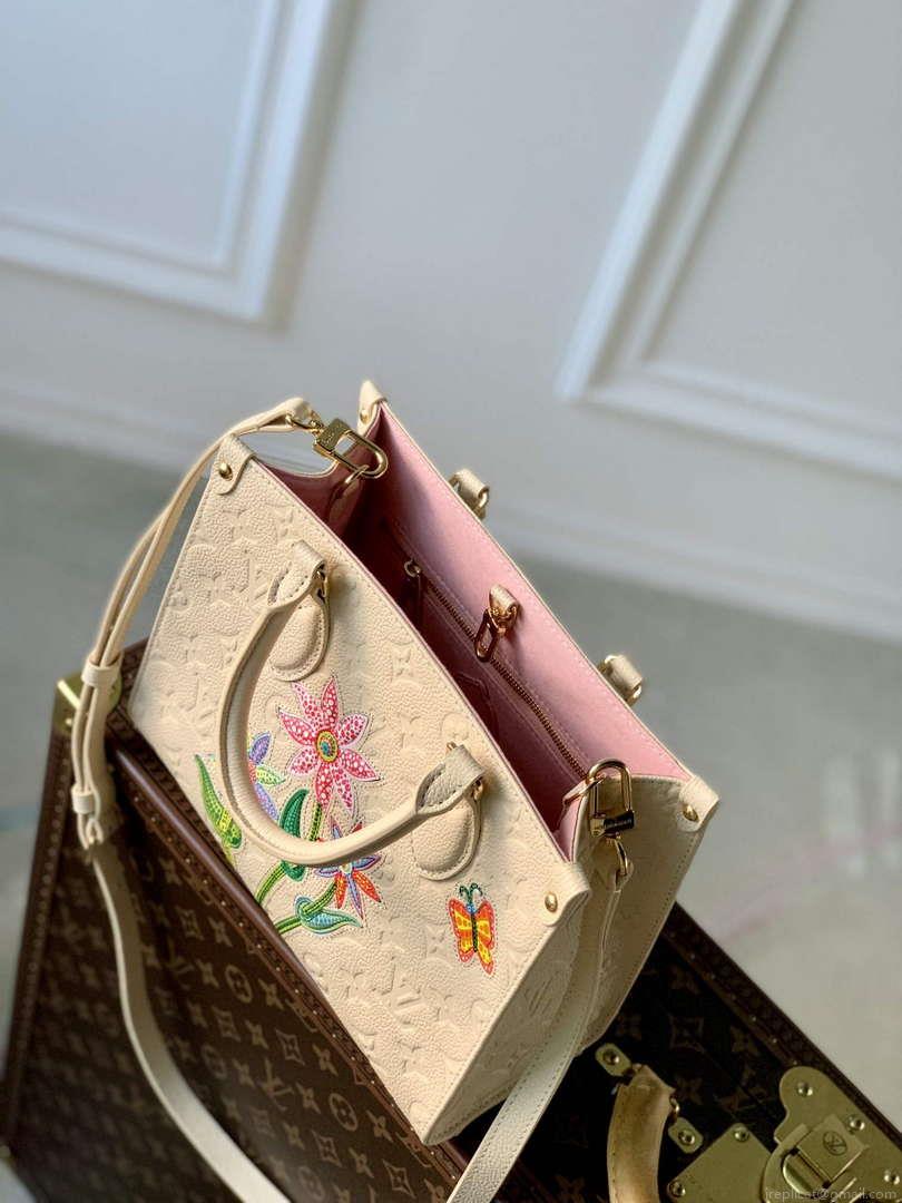 LV M21732 Louis Vuitton LV x YK OnTheGo PM Quartz