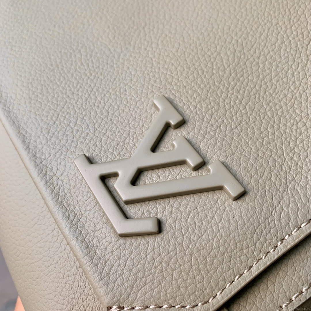 LV M22505 Louis Vuitton Takeoff Messenger Bag Sage