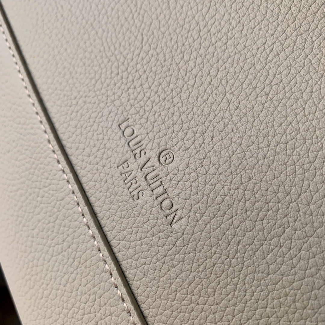 LV M22505 Louis Vuitton Takeoff Messenger Bag Sage