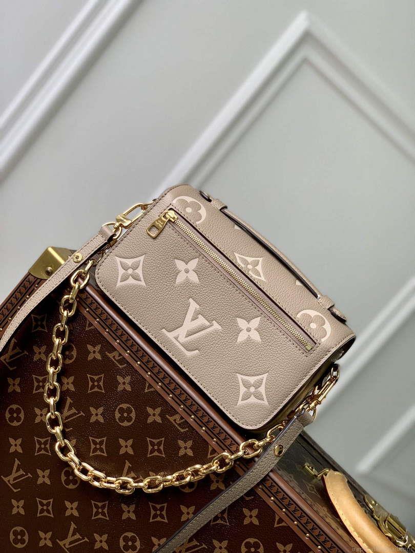 LV M23081 Louis Vuitton Pochette Métis East West Handbag