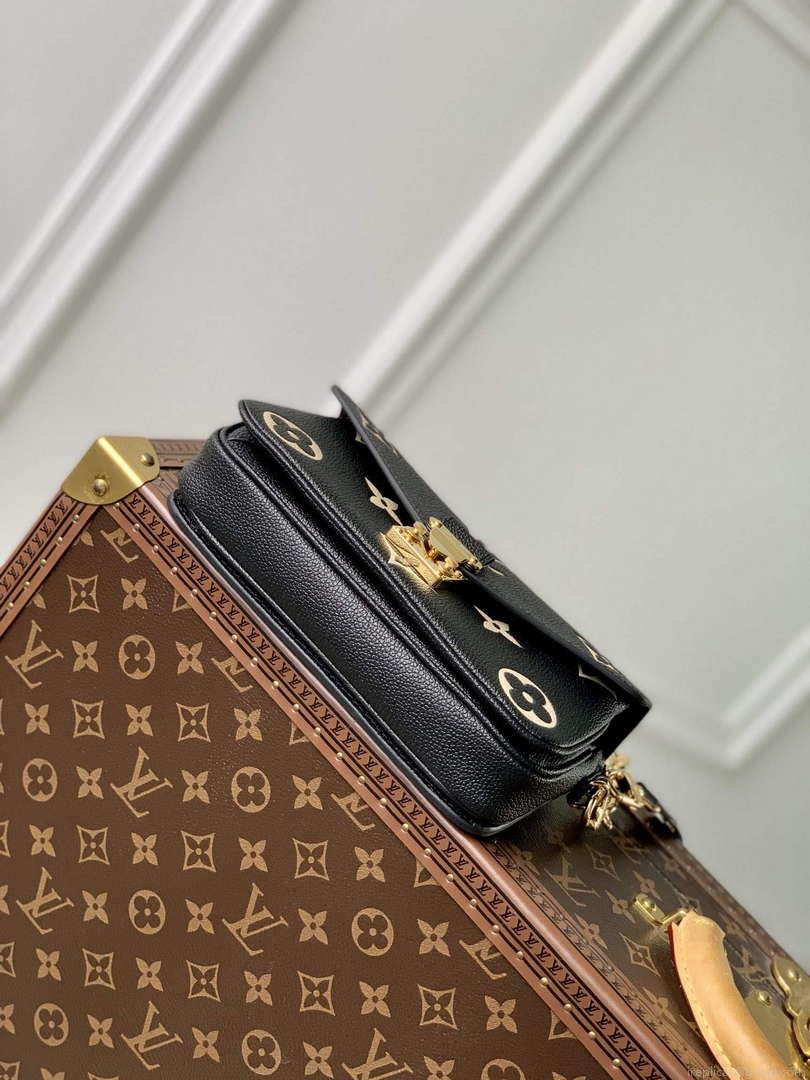 LV M46596 Louis Vuitton Pochette Métis East West Handbag