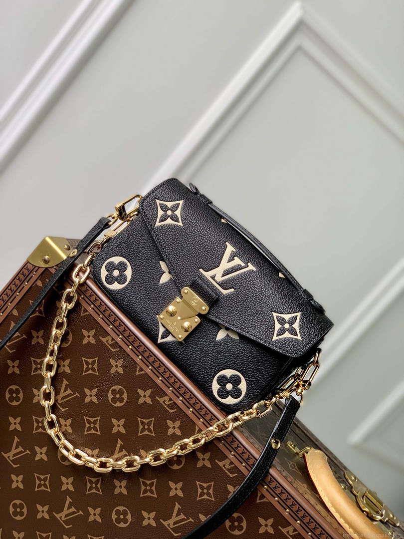 LV M46596 Louis Vuitton Pochette Métis East West Handbag
