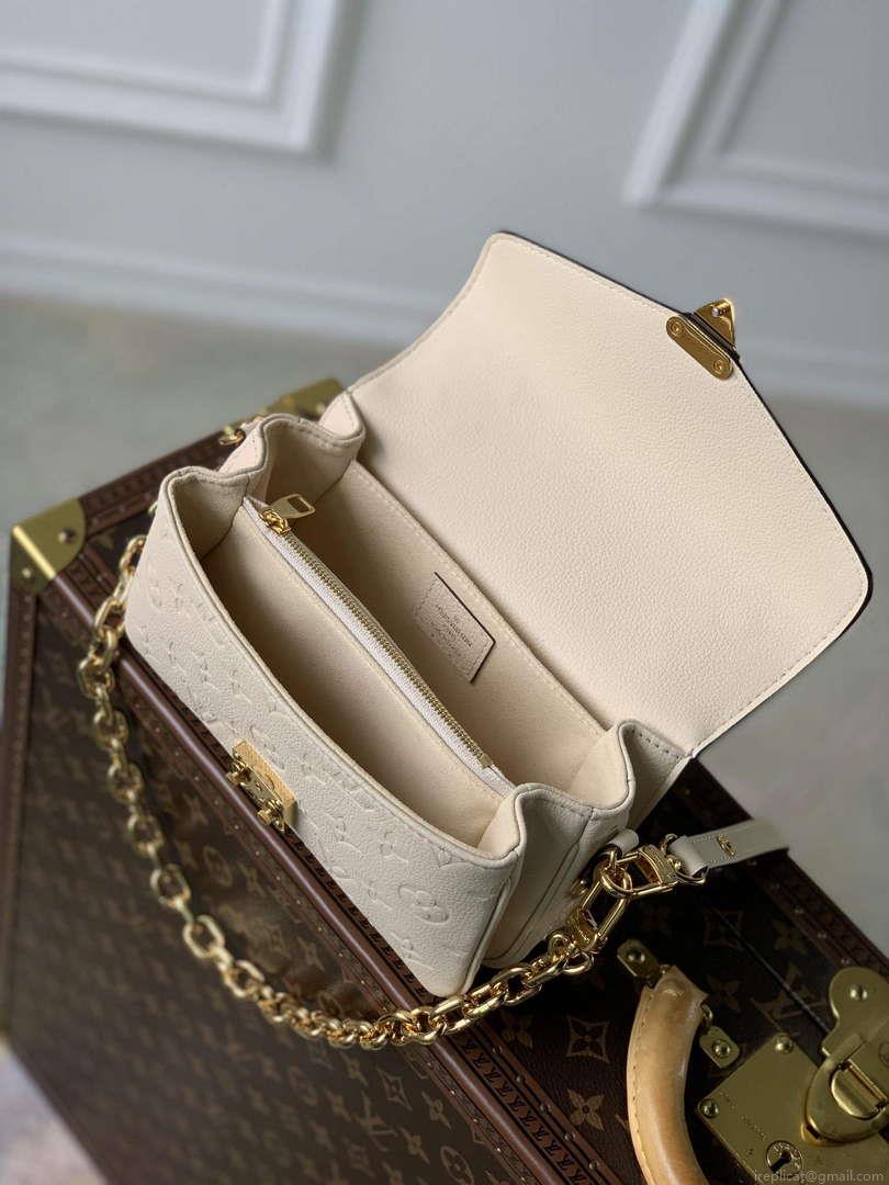 LV M22942 Louis Vuitton Pochette Métis East West Handbag Crème Beige
