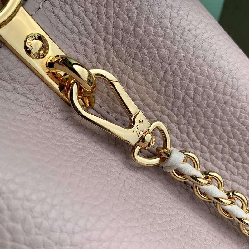 LV M22122 Louis Vuitton Capucines MM Handbag Wisteria