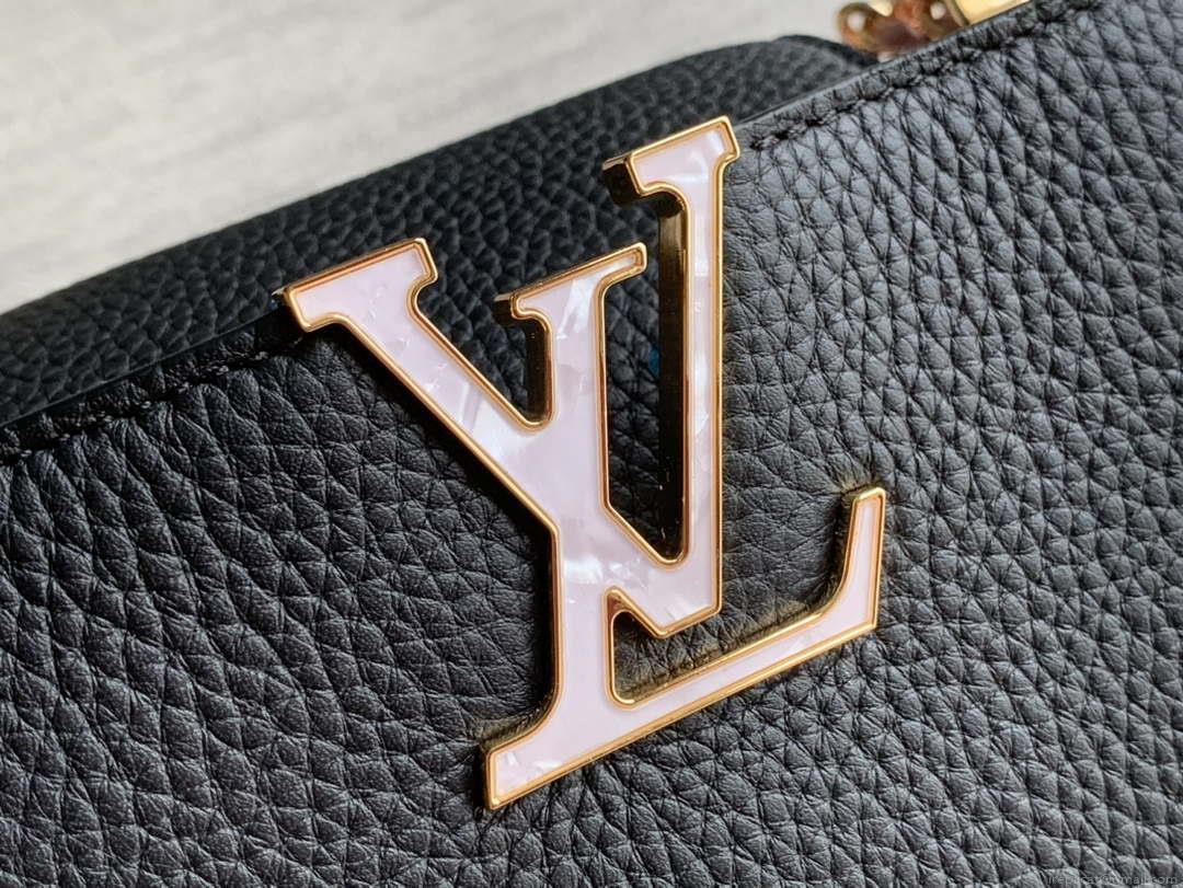 LV M22121 Louis Vuitton Capucines BB Handbag Black